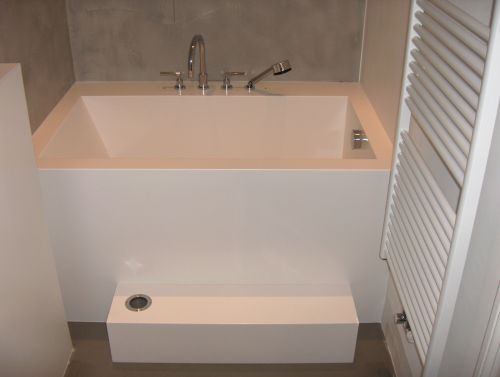 Badewanne aus Corain